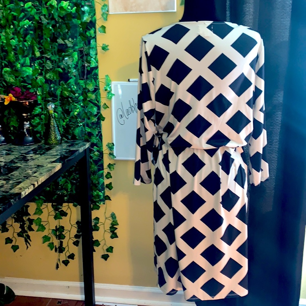 Tie Waist Dress - Picture 2 of 2